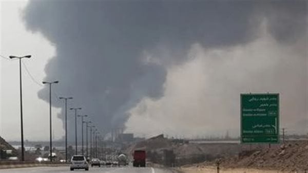 التلجراف الضربات الأمريكية الأخيرة عزلت بندر عباس شريان الحياة لإيران التلجراف الضربات الأمريكية الأخيرة عزلت بندر عباس شريان الحياة لإيران