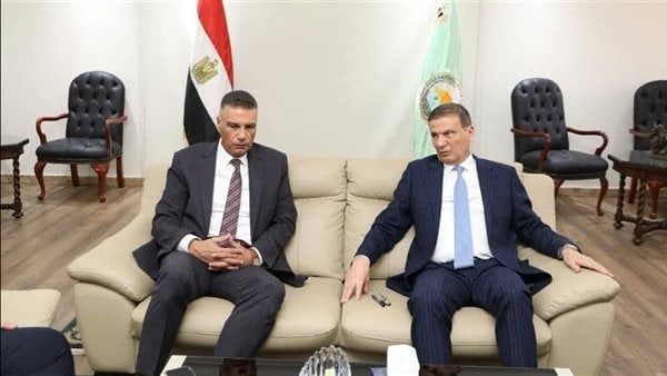 خطة التوسع في زراعة أصناف النخيل المتميزة والزيتون بجنوب سيناء خطة التوسع في زراعة أصناف النخيل المتميزة والزيتون بجنوب سيناء