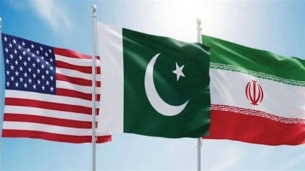 بدعم صيني إسلام آباد تبحث استئناف المفاوضات الأمريكية الإيرانية لإيقاف الحرب بدعم صيني إسلام آباد تبحث استئناف المفاوضات الأمريكية الإيرانية لإيقاف الحرب