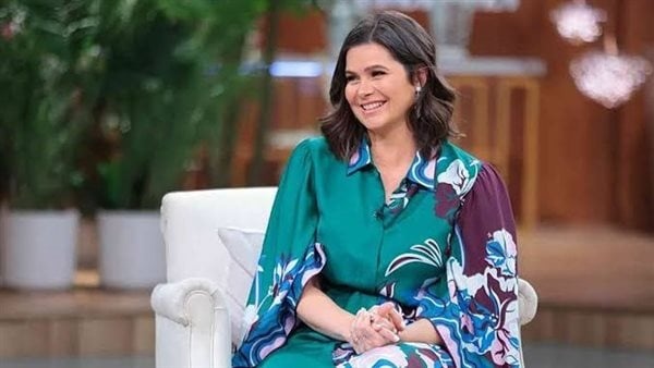 يسرا اللوزي تكشف تفاصيل مشاركتها في صقر وكناريا يسرا اللوزي تكشف تفاصيل مشاركتها في صقر وكناريا