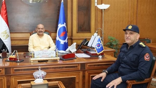 استقبال رسمي لمدير الحماية المدنية الجديد ومحافظ السويس يؤكد دعم منظومة السلامة العامة استقبال رسمي لمدير الحماية المدنية الجديد ومحافظ السويس يؤكد دعم منظومة السلامة العامة