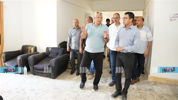 محافظ مطروح يتفقد المركز الاستكشافي للعلوم والتكنولوجيا
