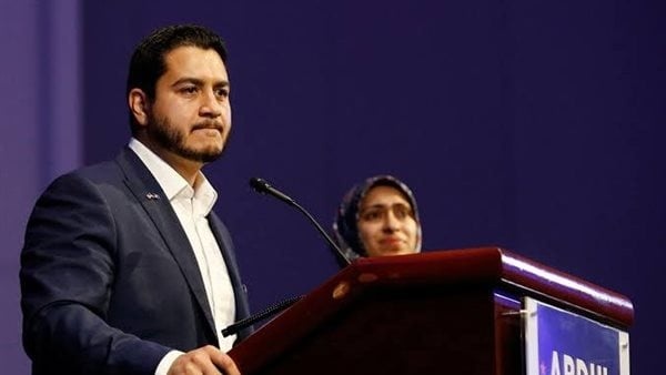 رغم إنفاق 60 مليون دولار أمريكي من أصل مصري يقترب من تحقيق إنجاز تاريخي في مجلس الشيوخ