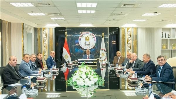 وزير الإنتاج الحربي حياة كريمة ت مثل أكبر مشروع تنموي في تاريخ مصر