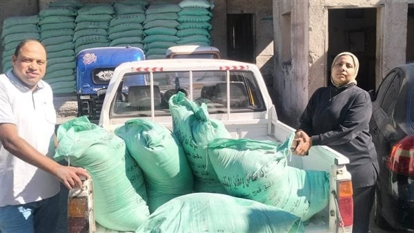 تموين الإسكندرية تضبط التصرف في 51 شيكارة دقيق مدعم و1000 كيس مكرونة تموين الإسكندرية تضبط التصرف في 51 شيكارة دقيق مدعم و1000 كيس مكرونة