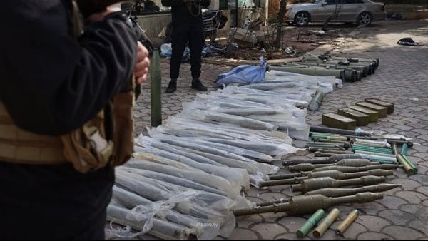 القاهرة الإخبارية الأمن السوري يحبط تهريب شحنة أسلحة وذخائر إلى لبنان القاهرة الإخبارية الأمن السوري يحبط تهريب شحنة أسلحة وذخائر إلى لبنان