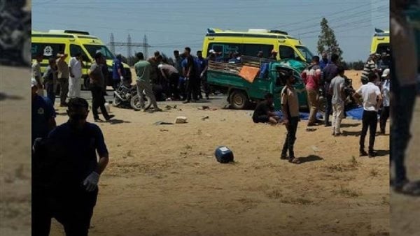 إكسترا نيوز الأهالي يعيشون حالة من الانهيار والحزن الشديد على ضحايا حادث الدواويس