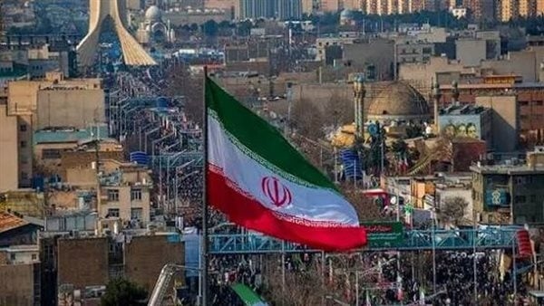 قائد سنتكوم يدفع باتجاه استئناف ضرب إيران قائد سنتكوم يدفع باتجاه استئناف ضرب إيران