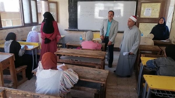 الوكيل الثقافي لـ المنيا الأزهرية يتابع امتحانات الثانوية الأزهرية بلجنة فتيات بني مزار الوكيل الثقافي لـ المنيا الأزهرية يتابع امتحانات الثانوية الأزهرية بلجنة فتيات بني مزار