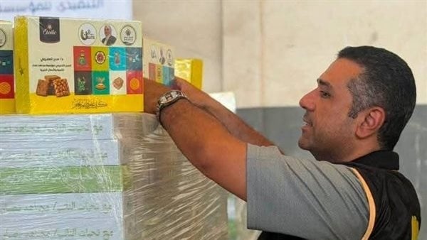 التحالف الوطني يوزع 100 ألف علبة حلوى على أهالي شبرا احتفال ا بالمولد النبوي التحالف الوطني يوزع 100 ألف علبة حلوى على أهالي شبرا احتفال ا بالمولد النبوي