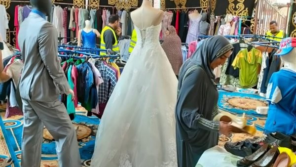تضامن سوهاج ملابس مجانية لـ 22 172 مواطنا من الأسر الأولى بالرعاية تضامن سوهاج ملابس مجانية لـ 22 172 مواطنا من الأسر الأولى بالرعاية
