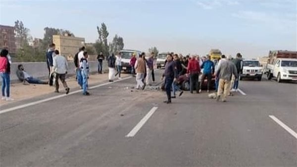 بينهم سيدة حامل مصرع 5 أشخاص في حادث مروع بالأميرية بينهم سيدة حامل مصرع 5 أشخاص في حادث مروع بالأميرية