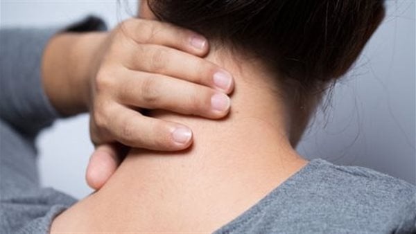 عواقب خطيرة لطقطقة الرقبة عواقب خطيرة لطقطقة الرقبة