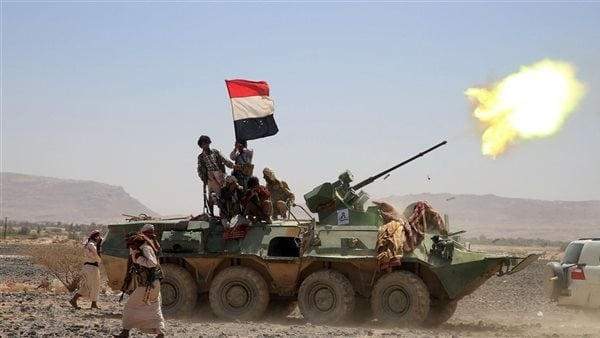 الجيش اليمني قصفنا بالمدفعية مواقع وتجمعات لمليشيا الحوثي في جبهات مأرب الجنوبية الجيش اليمني قصفنا بالمدفعية مواقع وتجمعات لمليشيا الحوثي في جبهات مأرب الجنوبية