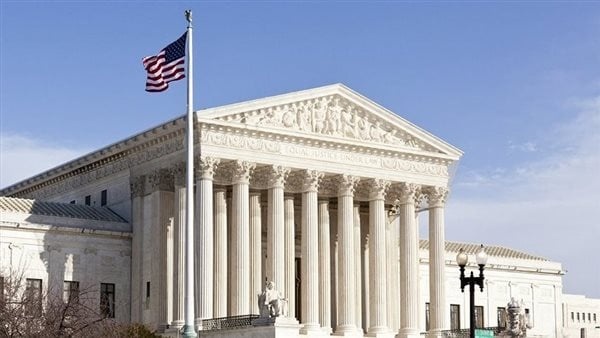 وزارة العدل الأمريكية توسع صلاحيات الجيش لاحتجاز المهاجرين غير الشرعيين وزارة العدل الأمريكية توسع صلاحيات الجيش لاحتجاز المهاجرين غير الشرعيين