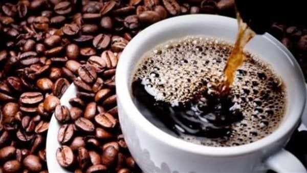 تأثيرات مفاجئة للقهوة على تكوين الجسم والهرمونات