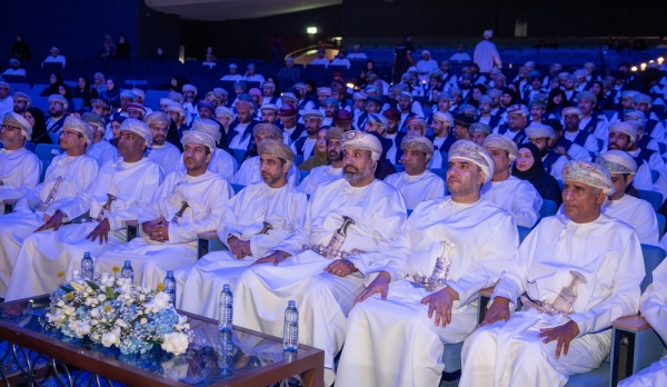 حزمة جديدة تضم 631 فرصة وظيفية بقطاع الخدمات العامة