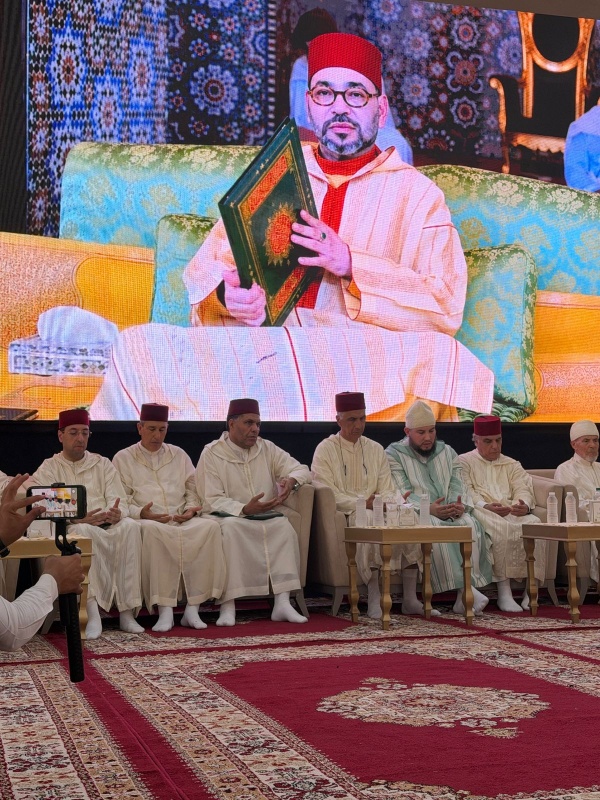 بركان تسليم هبة ملكية للزاوية القادرية البودشيشية بمداغ بركان تسليم هبة ملكية للزاوية القادرية البودشيشية بمداغ
