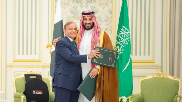 الجيش الباكستاني يكشف ترتيبات سعودية لإنشاء أكبر قاعدة عسكرية على بحر العرب الجيش الباكستاني يكشف ترتيبات سعودية لإنشاء أكبر قاعدة عسكرية على بحر العرب