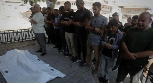 استشهاد 3 فلسطينيين وإصابة آخرين في خروقات إسرائيلية متواصلة بقطاع غزة استشهاد 3 فلسطينيين وإصابة آخرين في خروقات إسرائيلية متواصلة بقطاع غزة