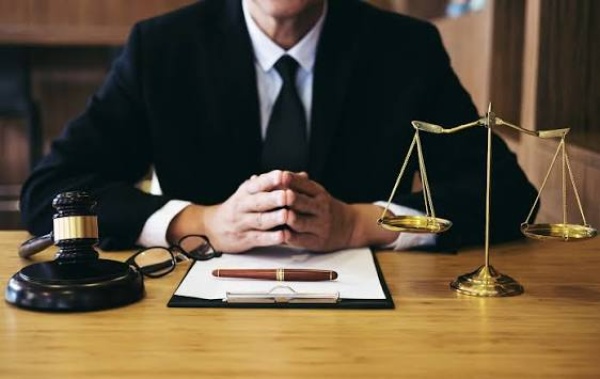 مجلس النواب يحسم في القراءة الثانية لمشروع قانون تنظيم مهنة المحاماة ويصادق عليه بالأغلبية مجلس النواب يحسم في القراءة الثانية لمشروع قانون تنظيم مهنة المحاماة ويصادق عليه بالأغلبية