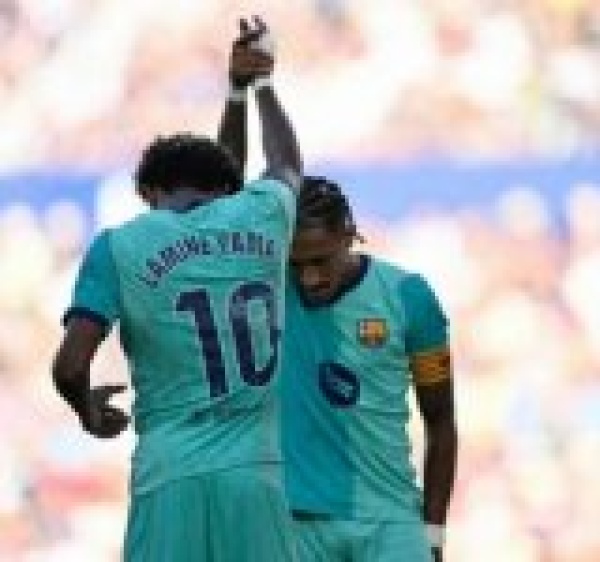 برشلونة يهزم ليفانتي ويواصل هيمنته على الليغا برشلونة يهزم ليفانتي ويواصل هيمنته على الليغا