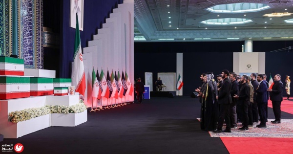 طهران تستقبل وفودا دولية وإقليمية في مراسم تشييع المرشد الإيراني الراحل علي خامنئي طهران تستقبل وفودا دولية وإقليمية في مراسم تشييع المرشد الإيراني الراحل علي خامنئي
