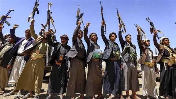 عاجل مراسل القاهرة الإخبارية تصعيد عسكري باليمن واستهداف تعزيزات للحوثيين في مأرب وتعز عاجل مراسل القاهرة الإخبارية تصعيد عسكري باليمن واستهداف تعزيزات للحوثيين في مأرب وتعز