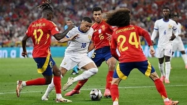 فرنسا ضد إسبانيا من حروب الملوك وغزو نابليون لصراع المونديال خلف جبال البرانس فرنسا ضد إسبانيا من حروب الملوك وغزو نابليون لصراع المونديال خلف جبال البرانس