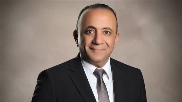 خبير النقل البحري استهداف السفن يبطئ الملاحة في مضيق هرمز فيديو خبير النقل البحري استهداف السفن يبطئ الملاحة في مضيق هرمز فيديو