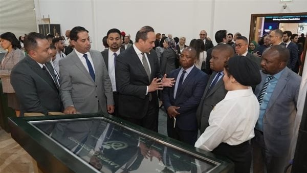 رئيس وزراء صربيا يطلع على التجربة المصرية في التغطية الصحية الشاملة