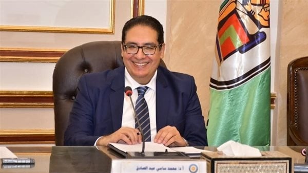 رئيس جامعة القاهرة ارتفاع إيرادات مركز التنمية خلال عامين بمعدل 117 رئيس جامعة القاهرة ارتفاع إيرادات مركز التنمية خلال عامين بمعدل 117