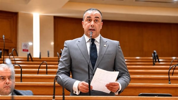 محمد بلتاجي يطالب بحسم ملف الأحوزة العمرانية بقرى كوم حمادة وبدر محمد بلتاجي يطالب بحسم ملف الأحوزة العمرانية بقرى كوم حمادة وبدر