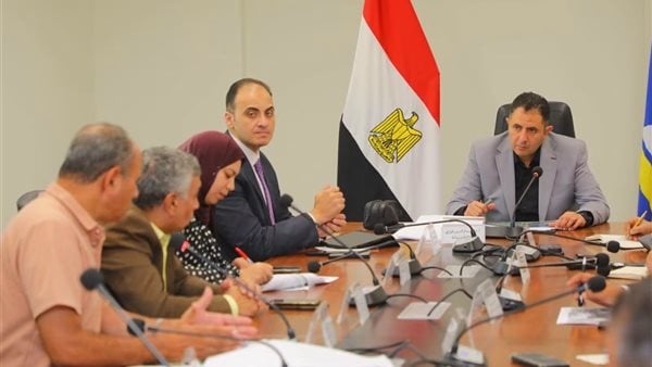محافظ دمياط يناقش تطوير الطريق الدولي الساحلي محافظ دمياط يناقش تطوير الطريق الدولي الساحلي