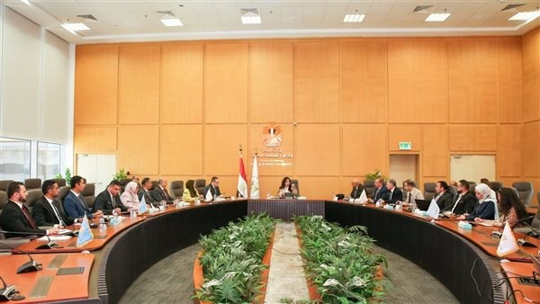 وزيرة الإسكان تلتقي مسئولي مواصلات مدن مصر لبحث تطوير منظومة النقل الجماعي وزيرة الإسكان تلتقي مسئولي مواصلات مدن مصر لبحث تطوير منظومة النقل الجماعي