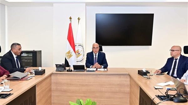 وزير الري ننتقل بالصرف الزراعي إلى عصر الإدارة الرقمية المسبقة والاستجابة الذكية وزير الري ننتقل بالصرف الزراعي إلى عصر الإدارة الرقمية المسبقة والاستجابة الذكية