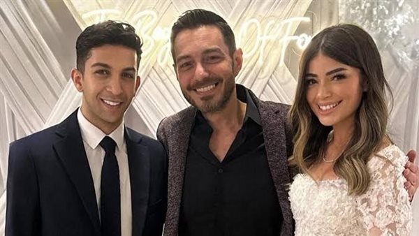 أنا بقيت جدو أحمد زاهر يحتفل بميلاد حفيدته إيلا ابنة ليلى فيديو أنا بقيت جدو أحمد زاهر يحتفل بميلاد حفيدته إيلا ابنة ليلى فيديو