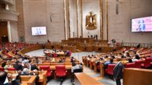 البرلمان يستكمل اليوم مناقشة خطة التنمية الاقتصادية والاجتماعية وموازنة الدولة للعام المالي 2026 2027 البرلمان يستكمل اليوم مناقشة خطة التنمية الاقتصادية والاجتماعية وموازنة الدولة للعام المالي 2026 2027