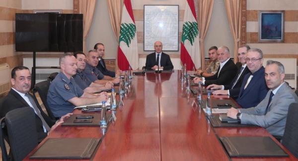 الحجار الأجهزة الأمنية جاهزة لتأمين انطلاقة وتشغيل مطار القليعات الحجار الأجهزة الأمنية جاهزة لتأمين انطلاقة وتشغيل مطار القليعات