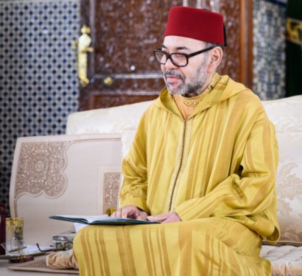 الملك محمد السادس يترأس بالقصر الملكي بالرباط حفلا دينيا إحياء لليلة المولد النبوي الملك محمد السادس يترأس بالقصر الملكي بالرباط حفلا دينيا إحياء لليلة المولد النبوي