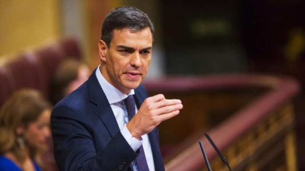سانشيز في سجال مع اليمين قد أكون كلبا لكنني لا أملك سيدا سانشيز في سجال مع اليمين قد أكون كلبا لكنني لا أملك سيدا