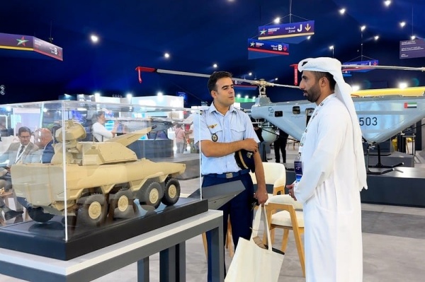 من مراكش المجمع الصناعي العسكري للإمارات يكشف القدرات والتقنيات من مراكش المجمع الصناعي العسكري للإمارات يكشف القدرات والتقنيات