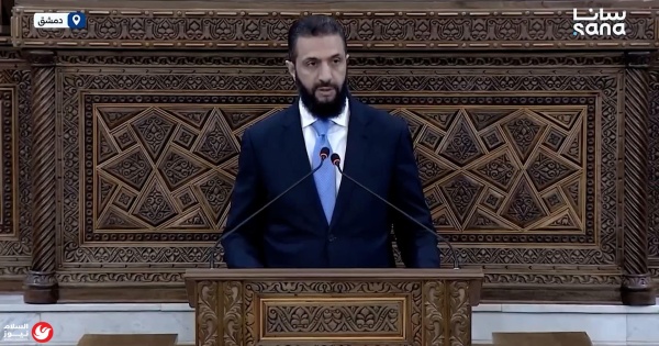 كواليس تشكيل البرلمان السوري الجديد لماذا احتفظ أحمد الشرع بصلاحية تعيين ثلث الأعضاء كواليس تشكيل البرلمان السوري الجديد لماذا احتفظ أحمد الشرع بصلاحية تعيين ثلث الأعضاء