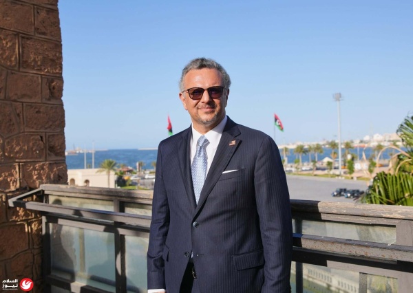 خارطة المواقف الليبية من المسار الأمريكي بين طموحات الشرق وتوجس الغرب خارطة المواقف الليبية من المسار الأمريكي بين طموحات الشرق وتوجس الغرب