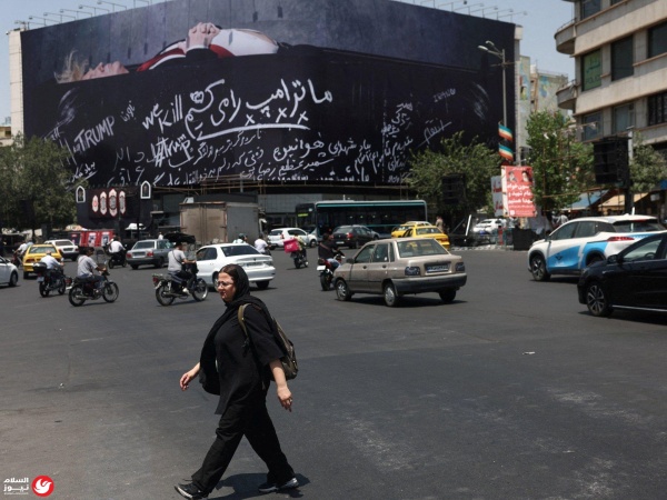 تصعيد عسكري في مضيق هرمز واشنطن تعطل ناقلة نفط إيرانية وتشن موجة ضربات جديدة