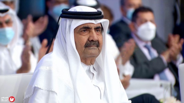 خلف أضواء الأبراج الحكاية التي لم يروها الأمير الوالد عن بيت الطين خلف أضواء الأبراج الحكاية التي لم يروها الأمير الوالد عن بيت الطين