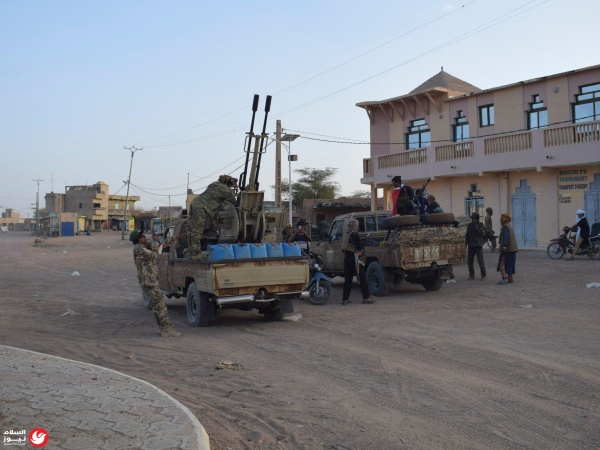 مقتل 30 جنديا ماليا في معركة استعادة أنيفي الجيش يعلن السيطرة على المدينة مقتل 30 جنديا ماليا في معركة استعادة أنيفي الجيش يعلن السيطرة على المدينة
