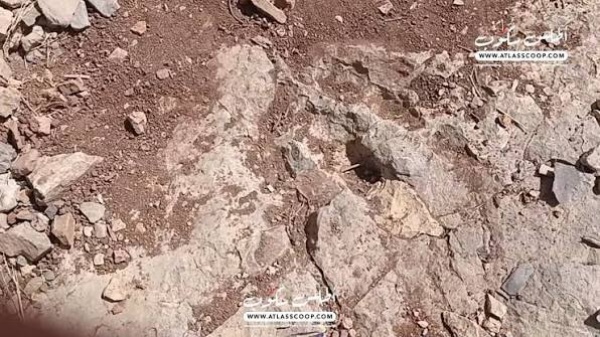 موقع أثار الديناصور بدوار ابقليون أيت بوكماز اقليم أزيلال موقع أثار الديناصور بدوار ابقليون أيت بوكماز اقليم أزيلال