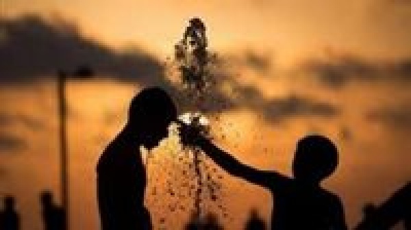 الأرصاد تحذر من ارتفاع الرطوبة حتى الاثنين المقبل وطقس حار يسيطر على أغلب الأنحاء الأرصاد تحذر من ارتفاع الرطوبة حتى الاثنين المقبل وطقس حار يسيطر على أغلب الأنحاء