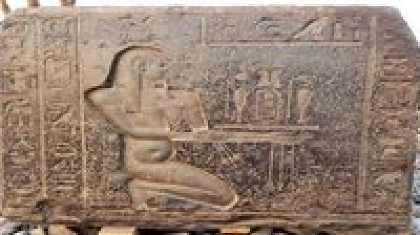 وزير الآثار السابق يفجر مفاجأة ملك فرعوني أصيب بشلل الأطفال والأقزام حظوا بمكانة رفيعة وزير الآثار السابق يفجر مفاجأة ملك فرعوني أصيب بشلل الأطفال والأقزام حظوا بمكانة رفيعة